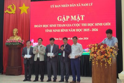 LÃNH ĐẠO XÃ NAM LÝ GẶP MẶT, ĐỘNG VIÊN ĐOÀN HỌC SINH GIỎI TRƯỚC KHI LÊN ĐƯỜNG DỰ THI CẤP TỈNH